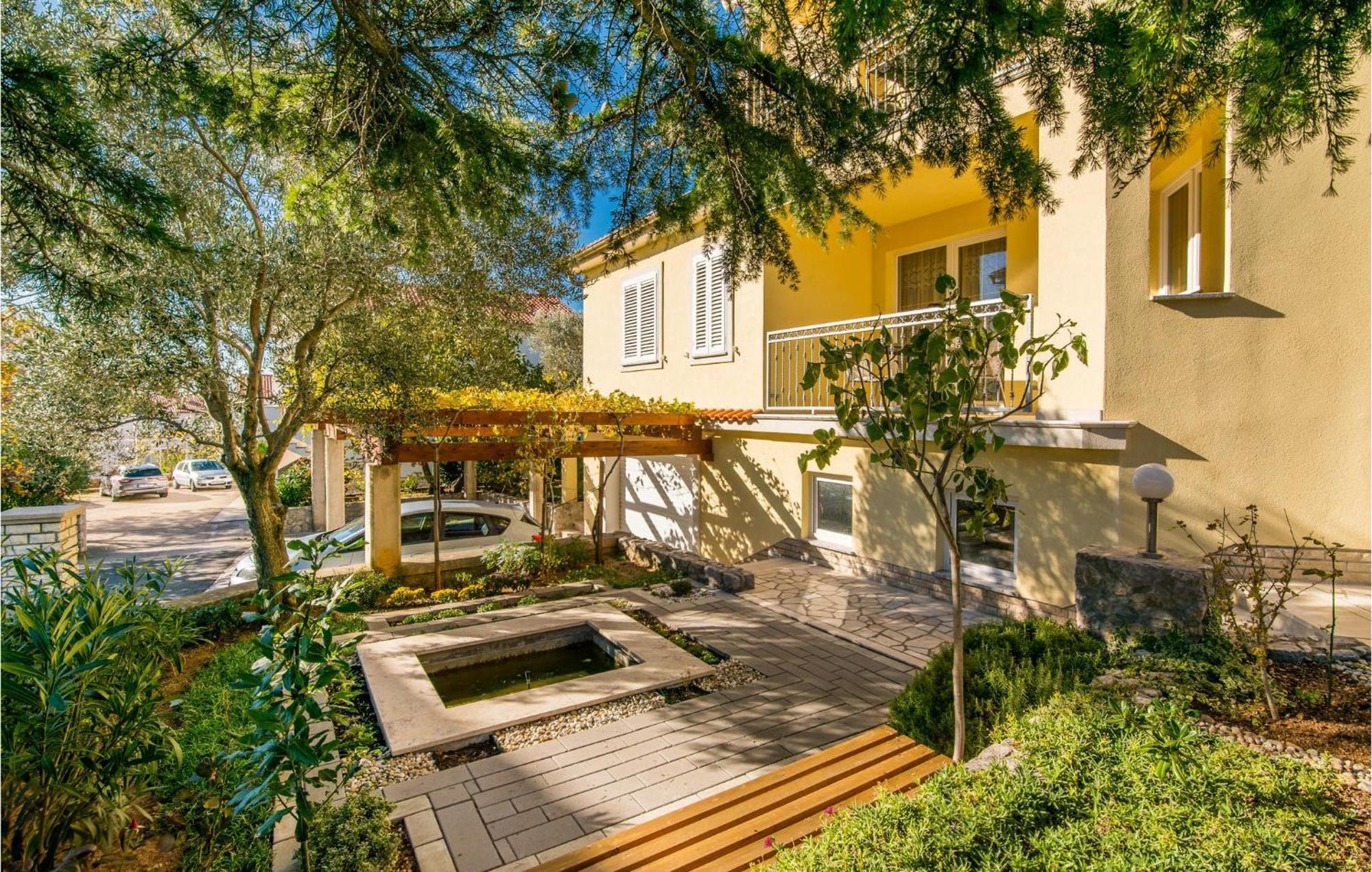 Nice Apartment In Krk With House Sea View 克尔克 外观 照片