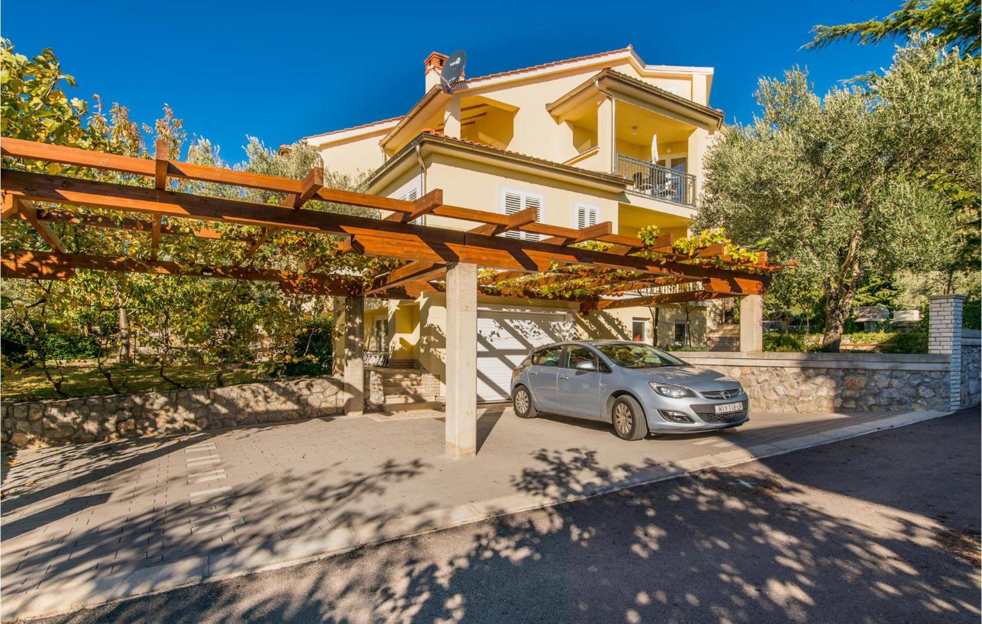 Nice Apartment In Krk With House Sea View 克尔克 外观 照片